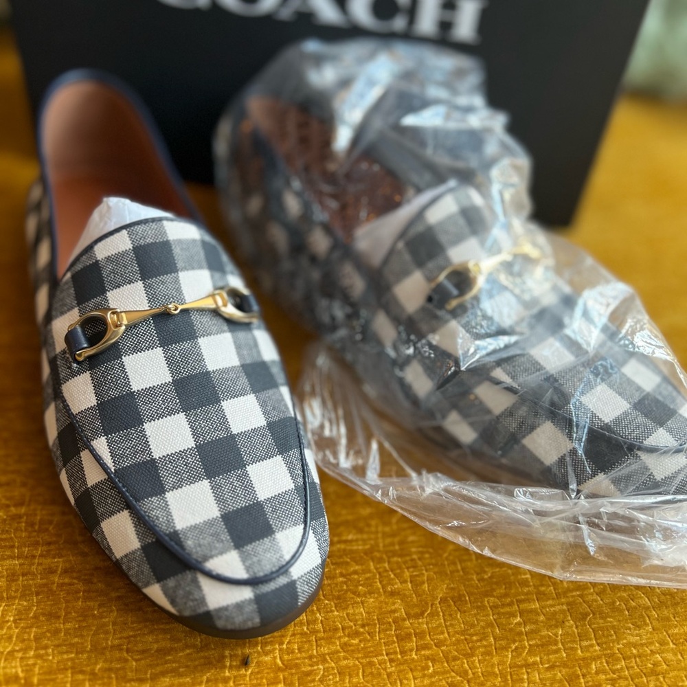 Coach Haley Loafers - Picture 2 of 6